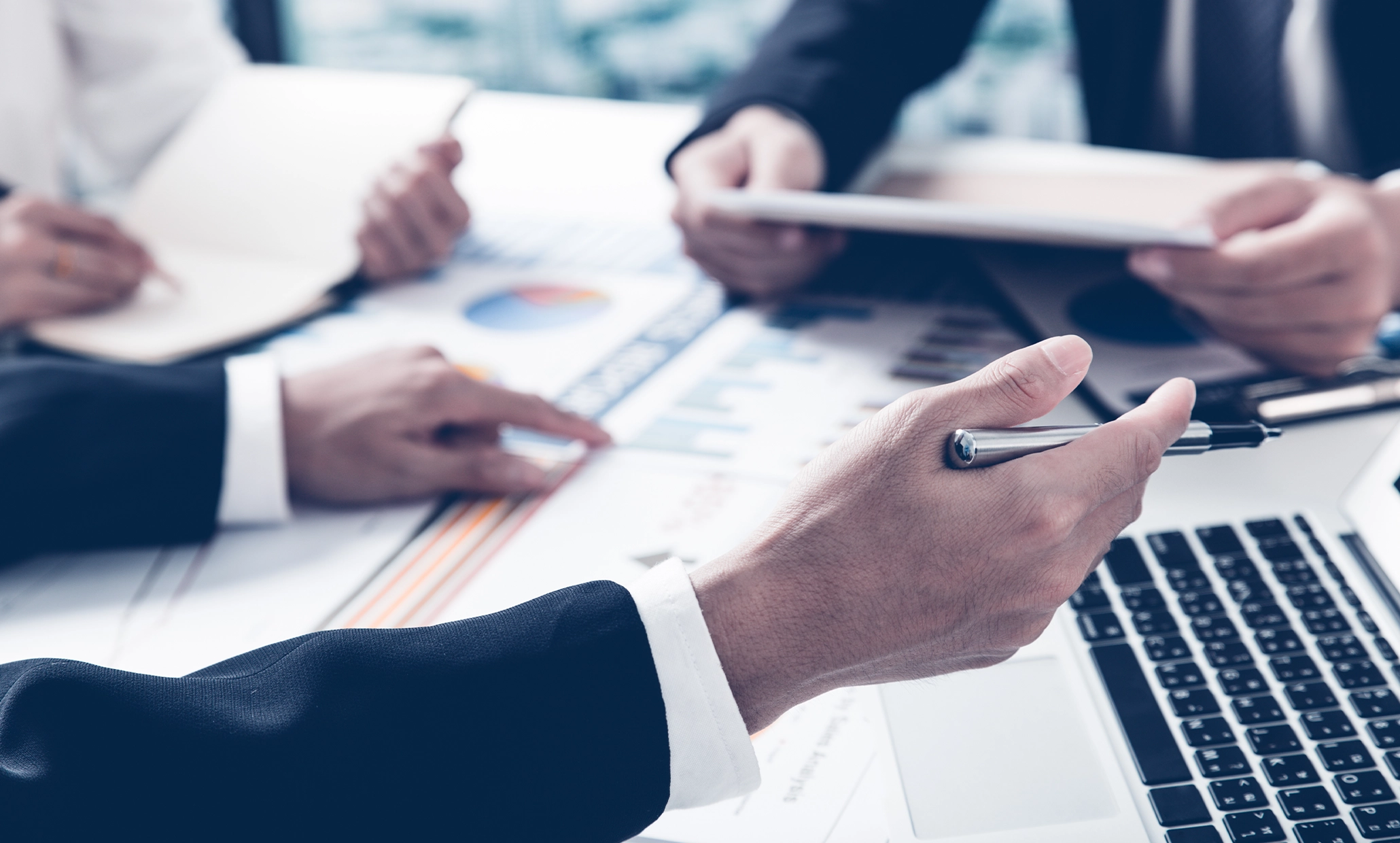 R-Group Advisors LLC